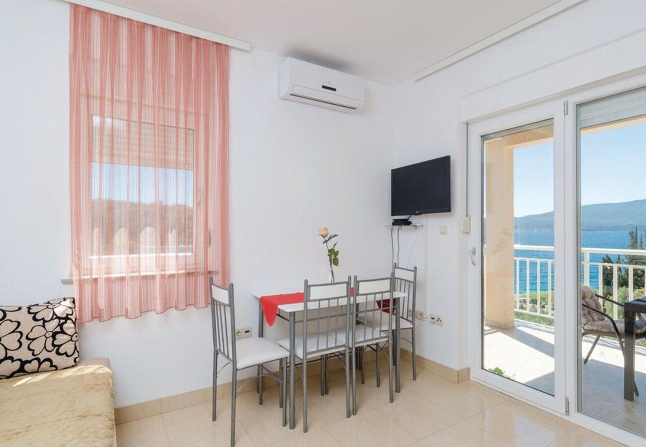 Apartments Ljuba ドゥバ エクステリア 写真