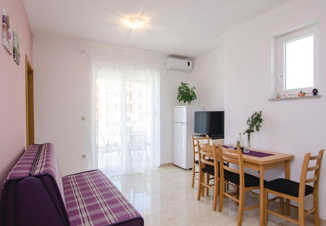 Apartments Ljuba ドゥバ エクステリア 写真