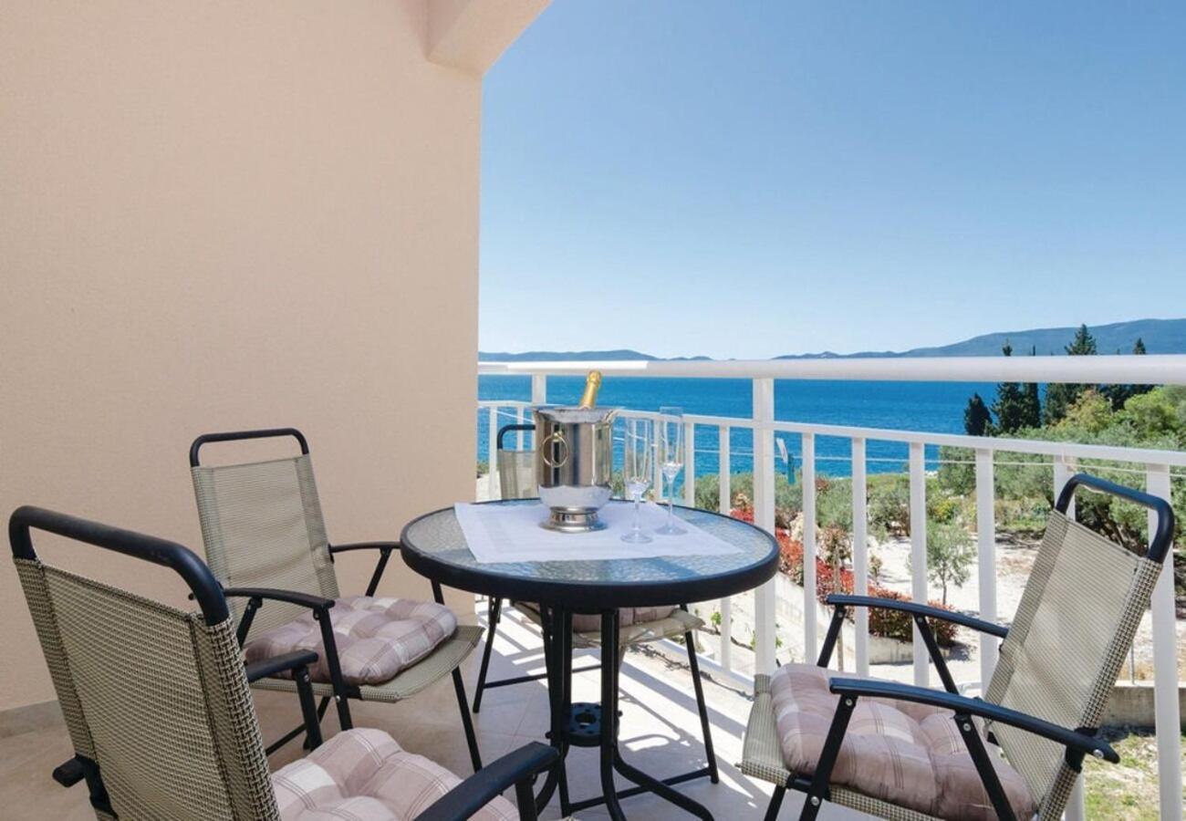 Apartments Ljuba ドゥバ エクステリア 写真