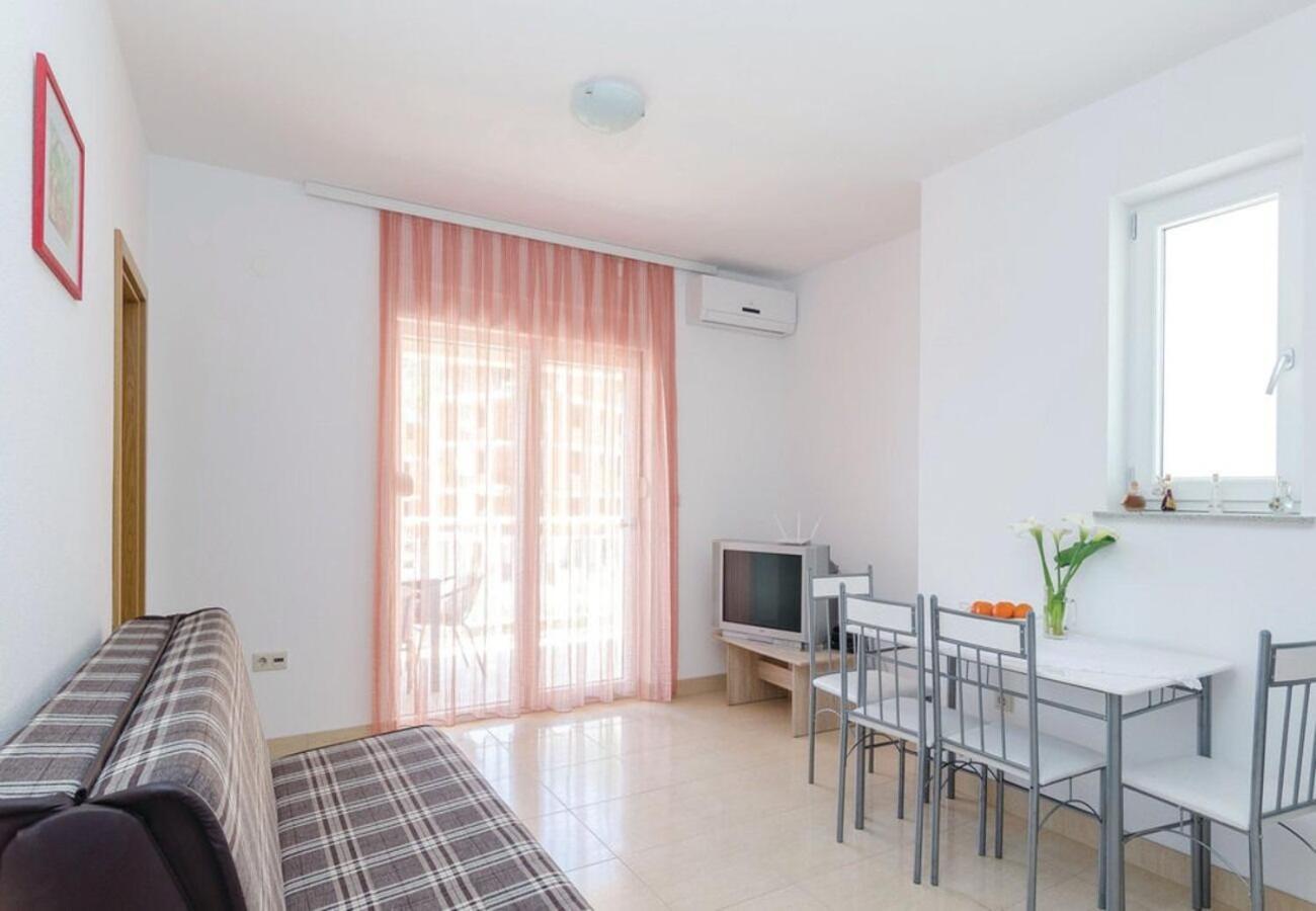 Apartments Ljuba ドゥバ エクステリア 写真